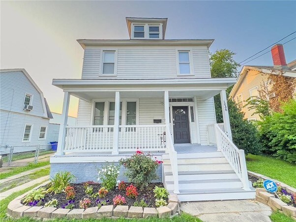Primary Photo - 1046 W 35th St