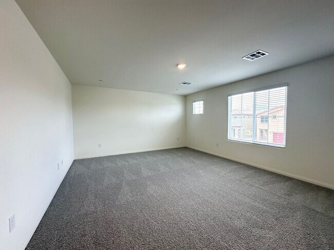 Building Photo - 4559 Merlot Hls Ave