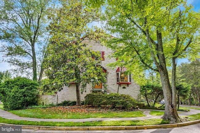 Building Photo - 10401 Courthouse Dr