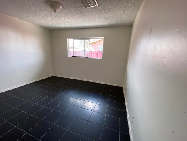 Building Photo - 1108 Monterey St