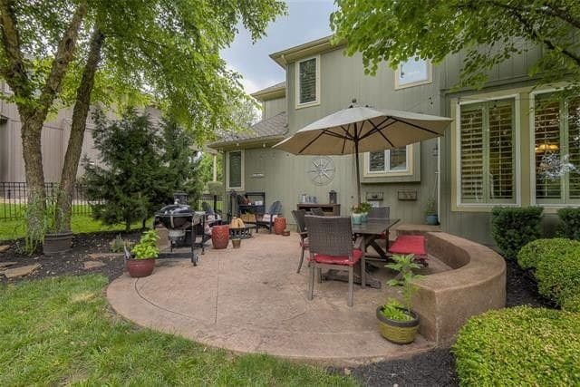 Building Photo - 14412 Fairway St