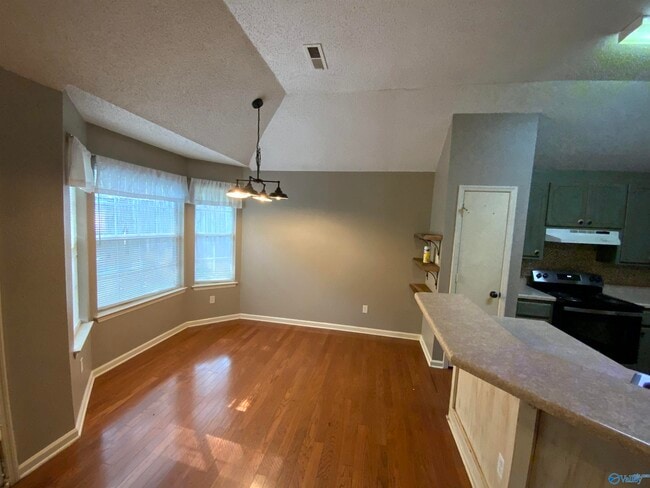 Building Photo - 126 Rebecca Pines Dr