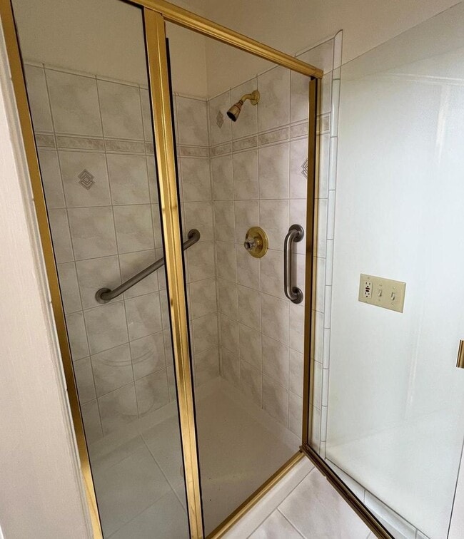 Building Photo - Elegant Executive Home Westborough SSF  5 ...