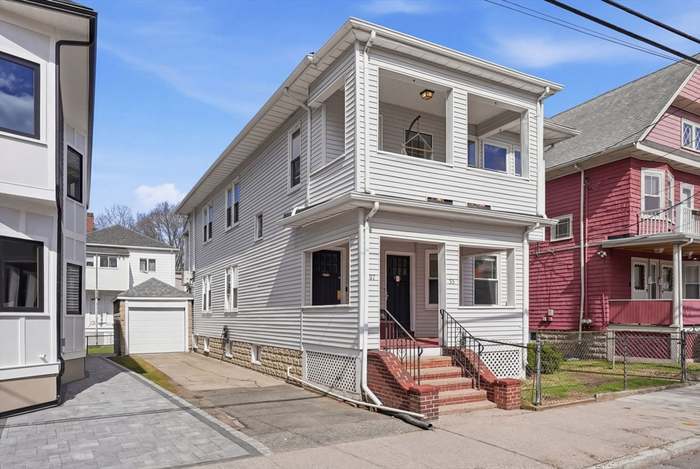 Building Photo - 95 Capen St