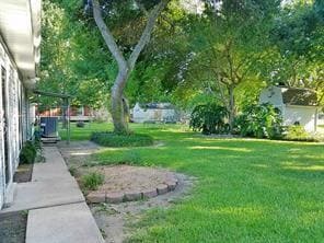 Building Photo - 206 Pecan Dr