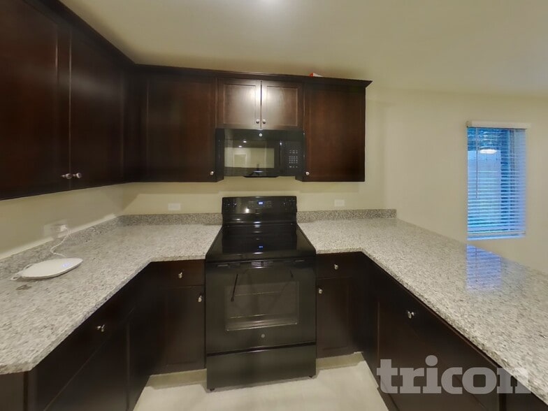 Building Photo - 1392 Wavelet Dr