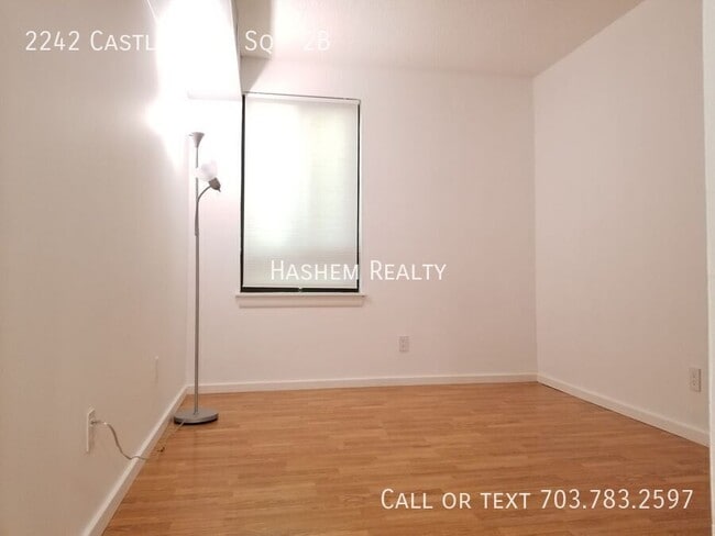 Building Photo - 2242 Castle Rock Square