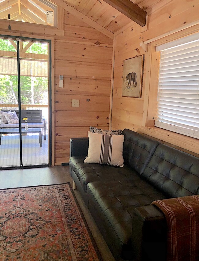 Newly built one bedroom, one bathroom full... 1566 Old Mill Rd