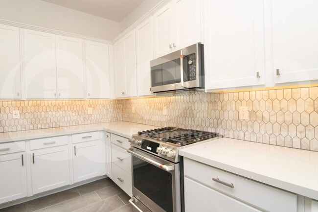 Building Photo - 3859 East Fiesta Flower Lane