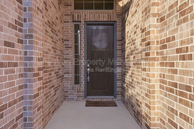 Building Photo - 9515 Willard Dr