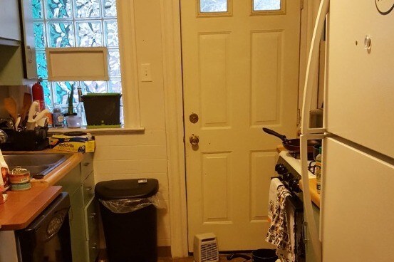 Building Photo - 228 Morewood Ave