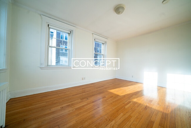 Building Photo - 58 Selkirk Rd