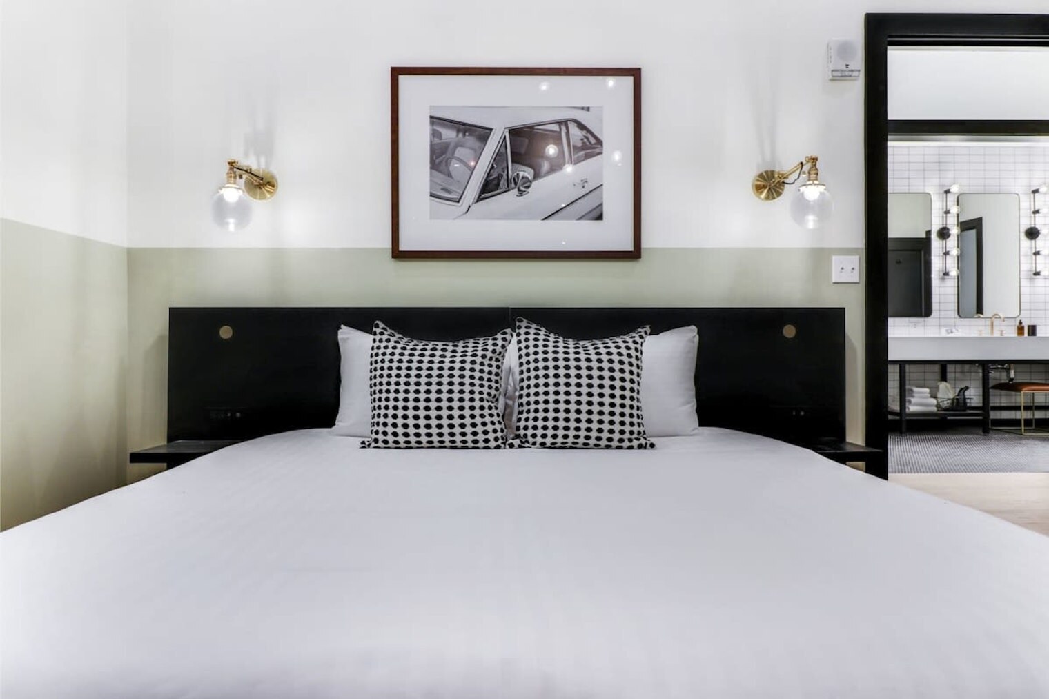 Building Photo - 1148 S Peters St