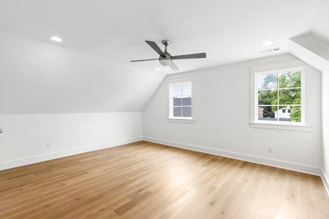 Building Photo - 508 Hobson Chapel Pl