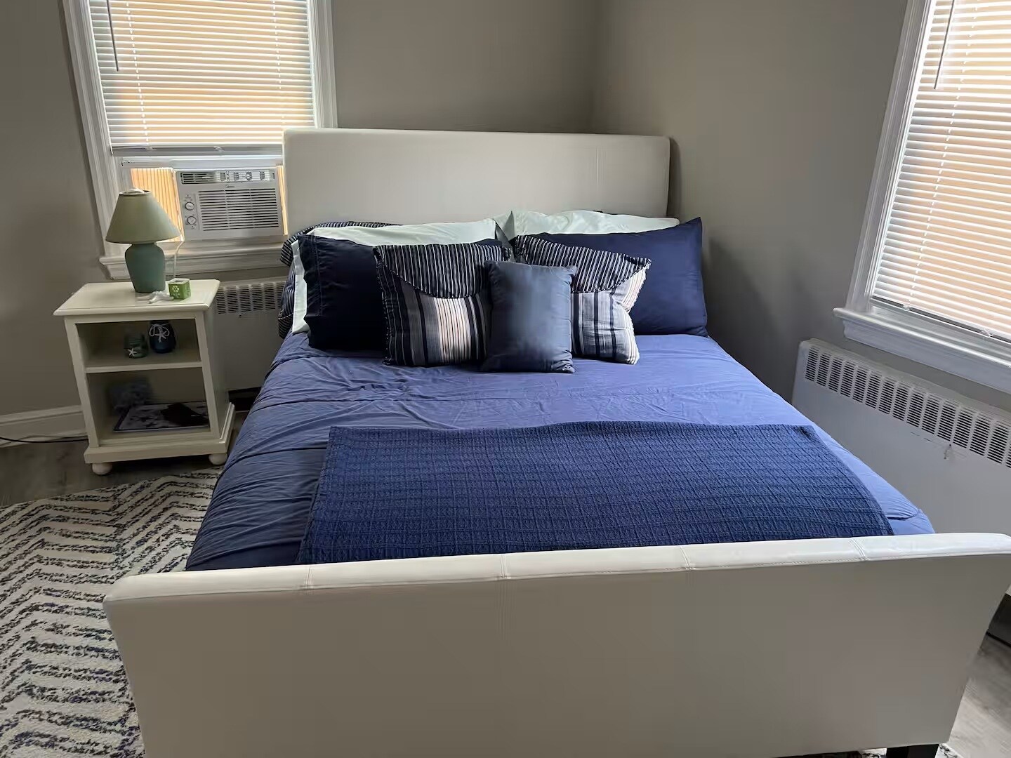 Bedroom 1 - 11 S Gladstone Ave