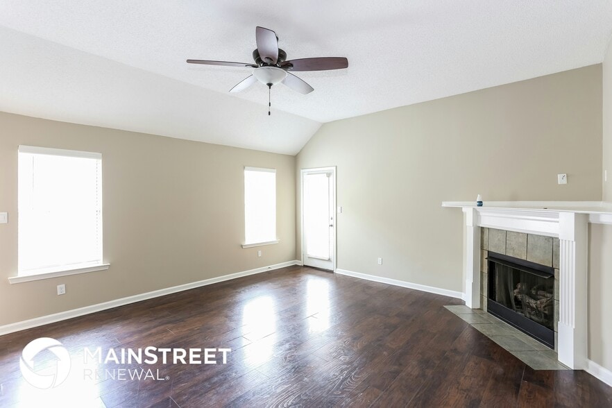 Building Photo - 7644 Tally Ho Dr E