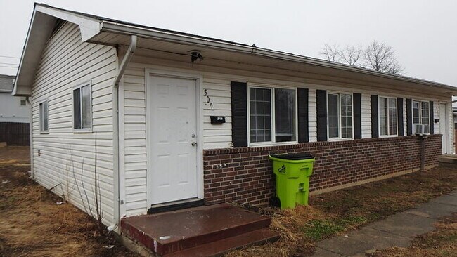Building Photo - Cozy 1 bedroom and 1 bath Duplex located on Maier Dr in Belton