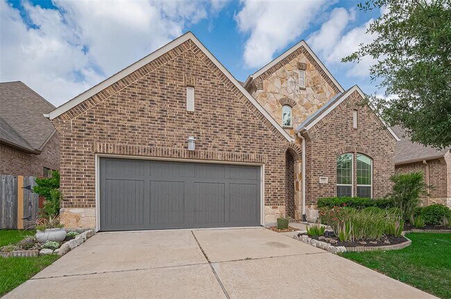Building Photo - 2112 Arrowood Glen Dr