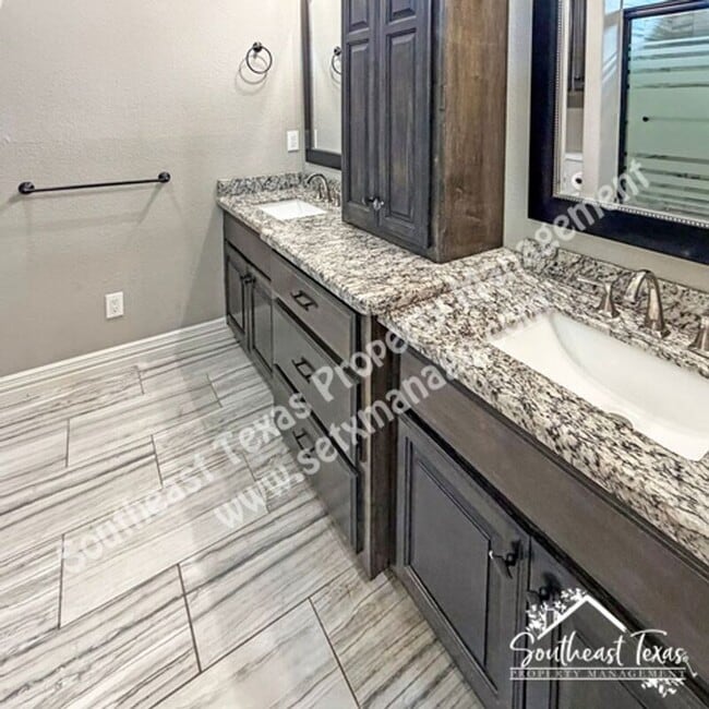 Building Photo - 2424 Ave C