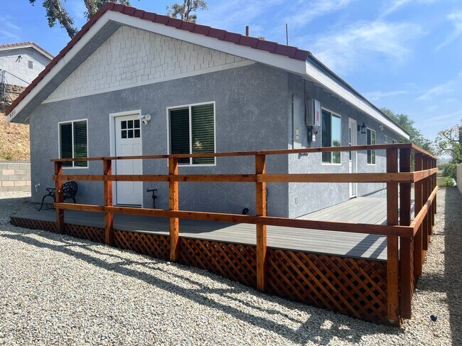 Building Photo - 9711 Carrari St