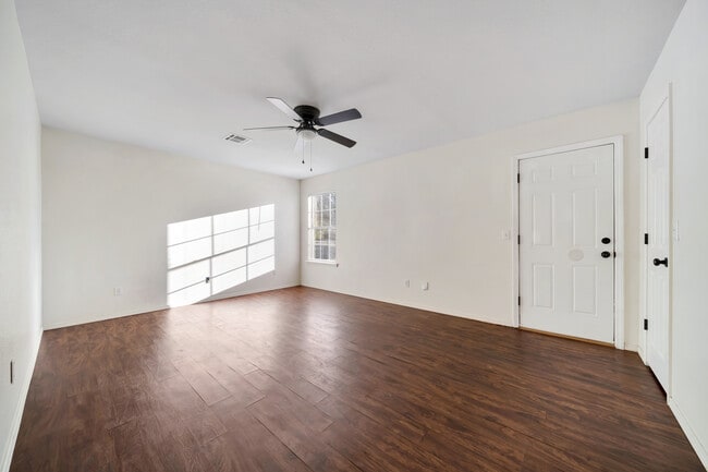 Building Photo - 11215 N 112th East Ave