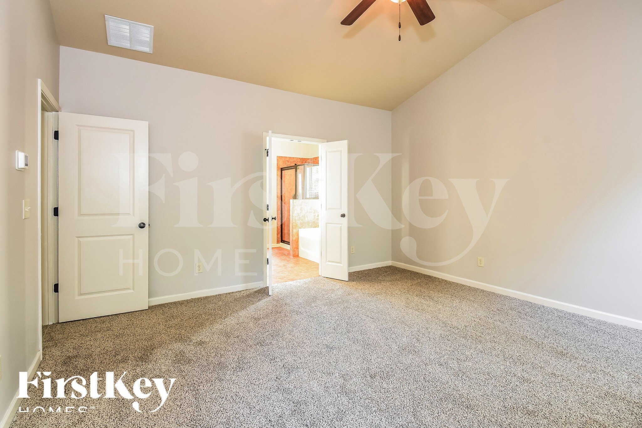 Building Photo - 4868 Maple Glen Dr