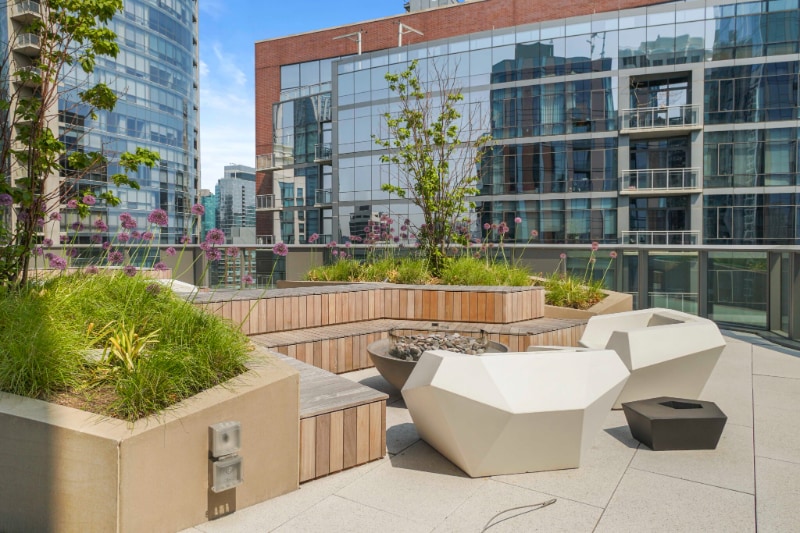 Building Photo - 489 E Randolph St