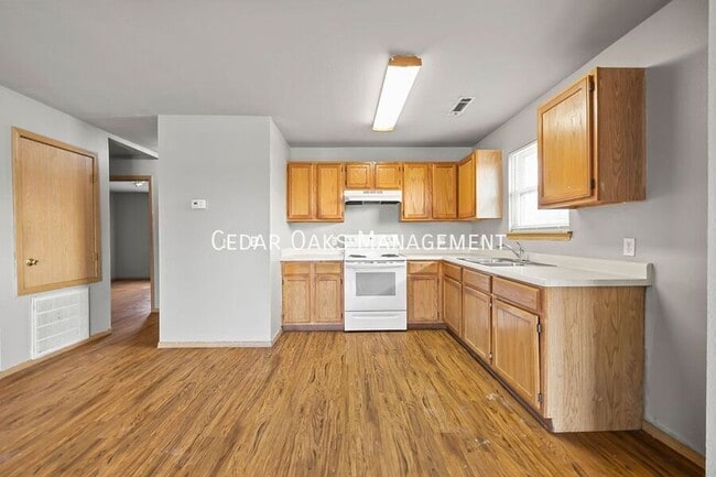 Building Photo - 249 Erin Pl