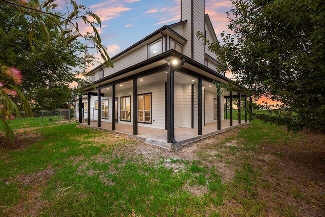 Building Photo - 5855 Co Rd 408