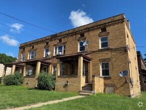 Building Photo - 1678 Mahoning Ave