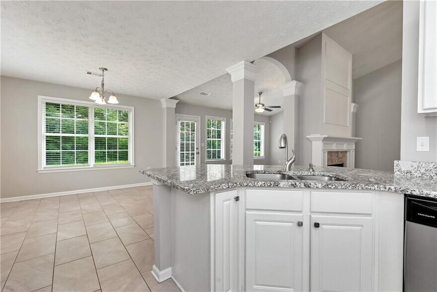 Building Photo - 1480 Ridgemill Terrace NE