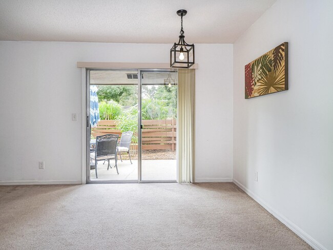 Building Photo - 2103 31st Ave