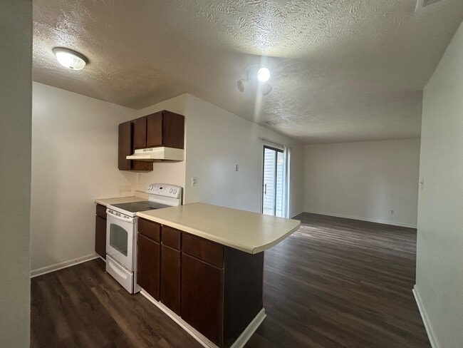 Building Photo - 6376 Applecross Ave