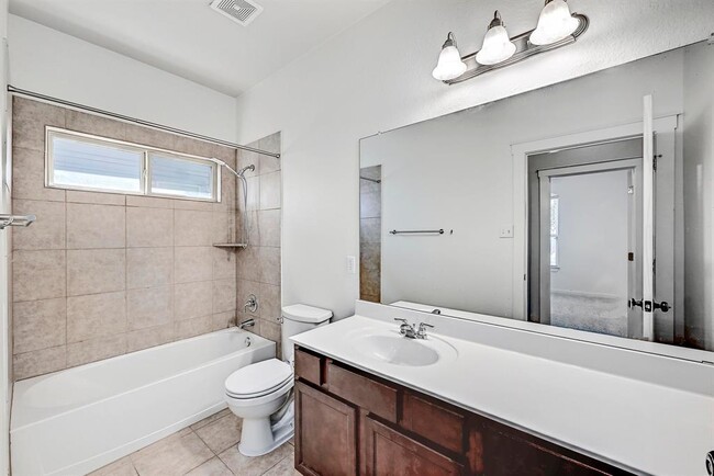 Building Photo - 16316 McAloon Way