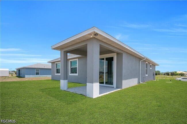 Building Photo - 1064 Calumet Cir