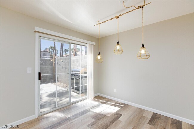 Building Photo - 3826 Starfield Ln