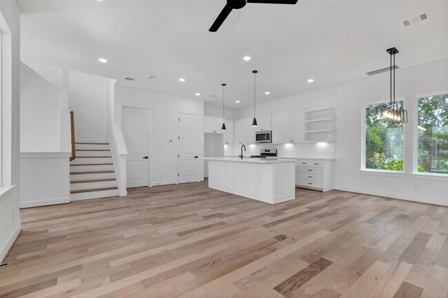 Building Photo - 9428 Campbell Rd