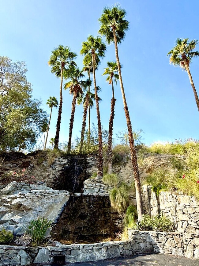 Building Photo - RIMCREST - Rare opportunity 2BR/2BA - Long Term - Furnished / Unfurnished