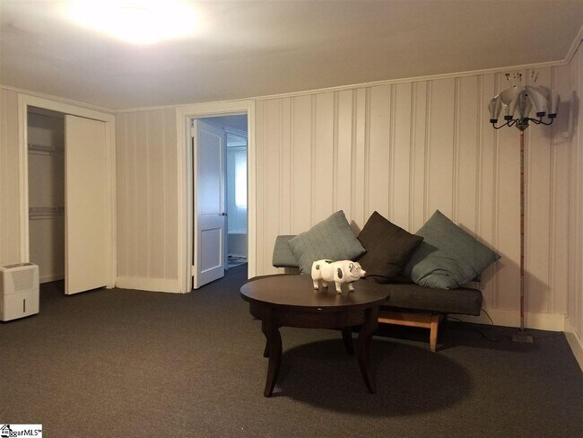 Building Photo - 108 Central Ave