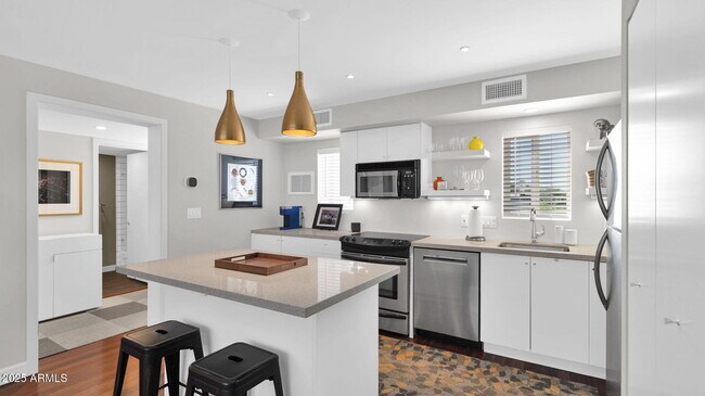 Building Photo - 7601 E 2nd St