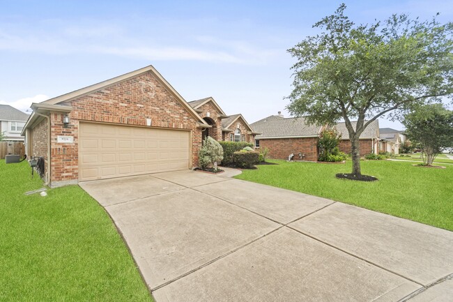 Building Photo - 9518 Denfield Ln