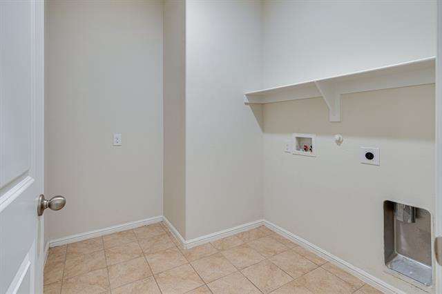 Building Photo - 9345 Herringbone Dr