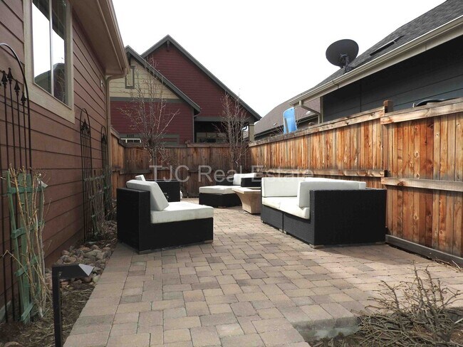 Building Photo - Finished Basement