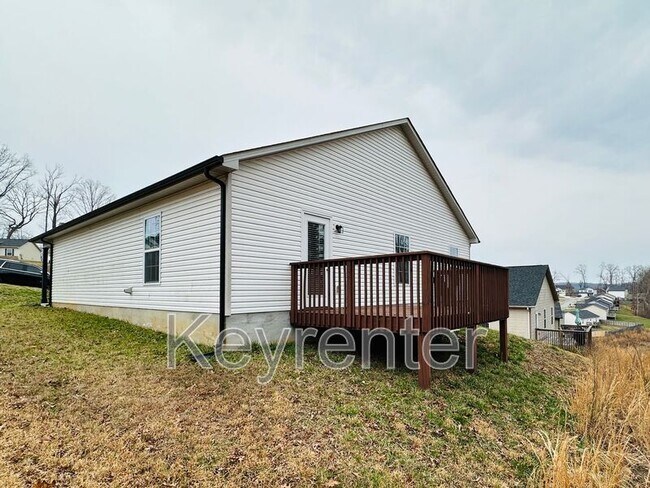 Building Photo - 8025 Poplar Grv Ln