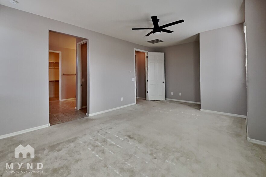 Building Photo - 2245 S Wallrade Ln