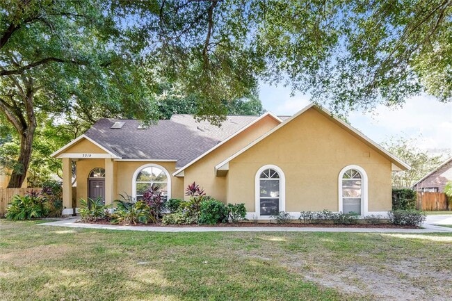 Primary Photo - 2219 Glen Mist Dr