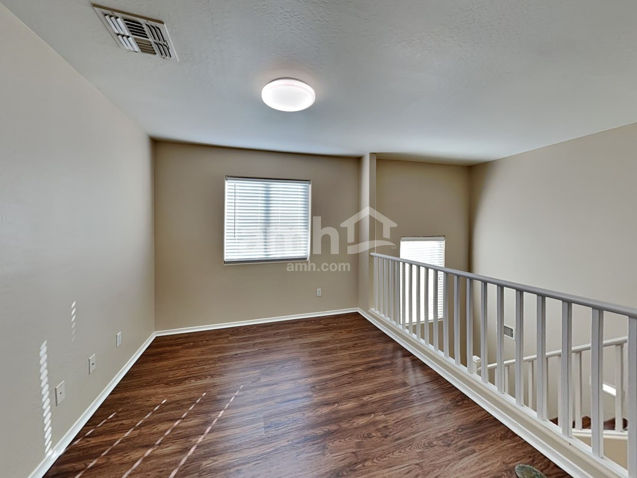 Building Photo - 7347 W St Charles Ave