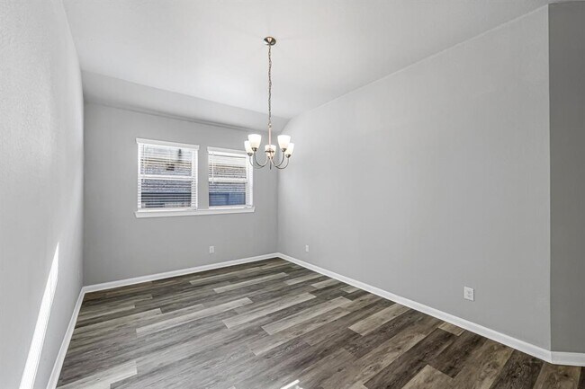 Building Photo - 4946 Hitchings Ct