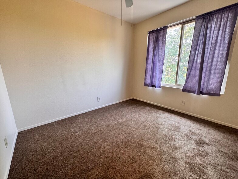 Building Photo - 630 Bridgeport Cir