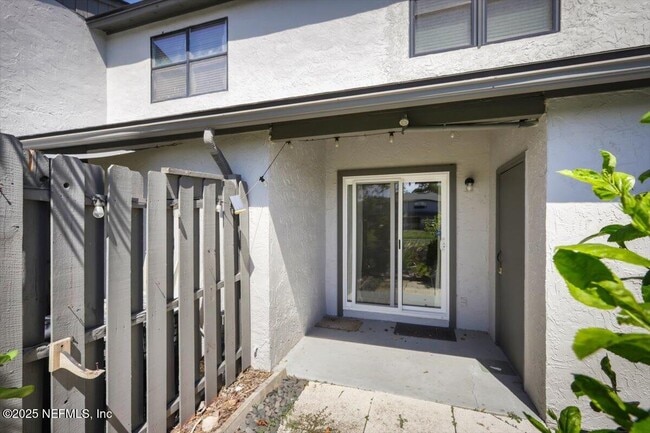 Building Photo - 10 Ponte Vedra Ct